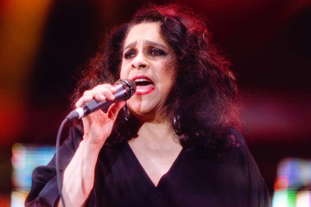 Gal Costa (1945 – 2022) tem o álbum póstumo 'As várias pontas de uma estrela – Ao vivo no Coala' programado para 17 de outubro — Foto: Roncca / Divulgação