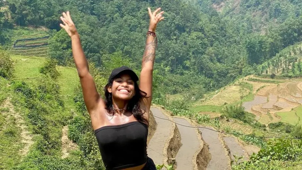 Juliana Marins durante sua viagem para a Ásia. — Foto: Reprodução